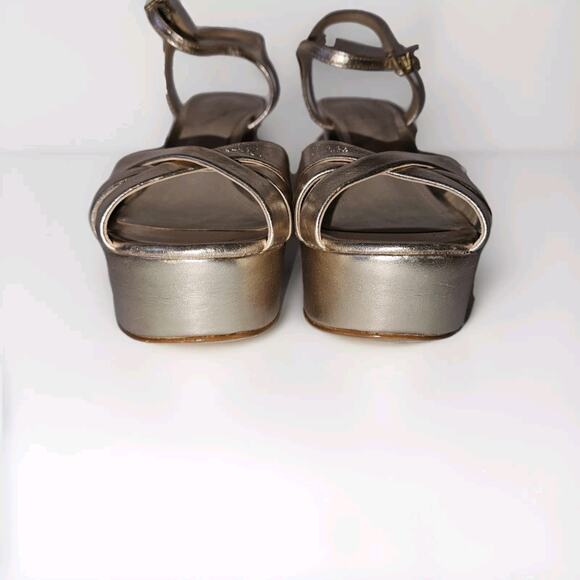 New! Schutz KEEFA Metallic Gold Leather Platform Sandal Size 8B $158 - Picture 3 of 16